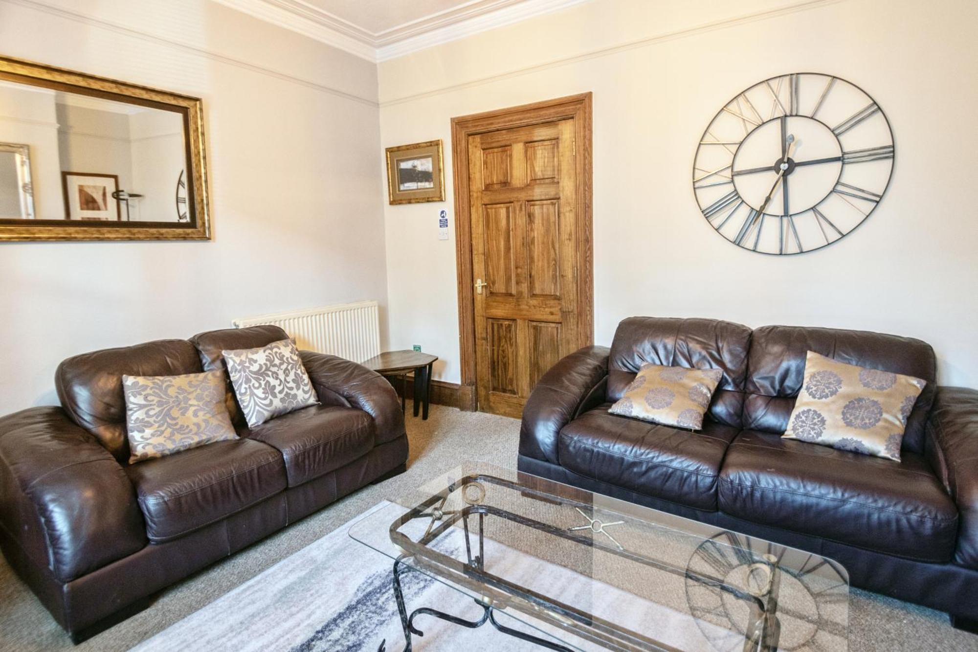 Summit Apartment - Cozy Aberdeen West End Flat Prime Location - Perfect For Short Or Long Stay - 1 Bedroom ภายนอก รูปภาพ